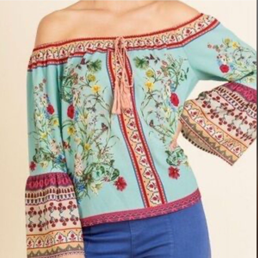 NWT Umgee Sz Small Pink and Blue Embellished 3/4 Sleeve Tunic
